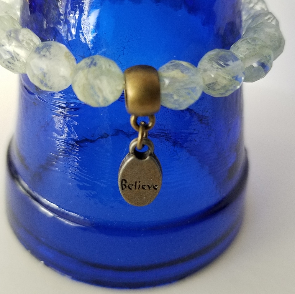 Green Crystal Stretch Bracelet Believe Charm